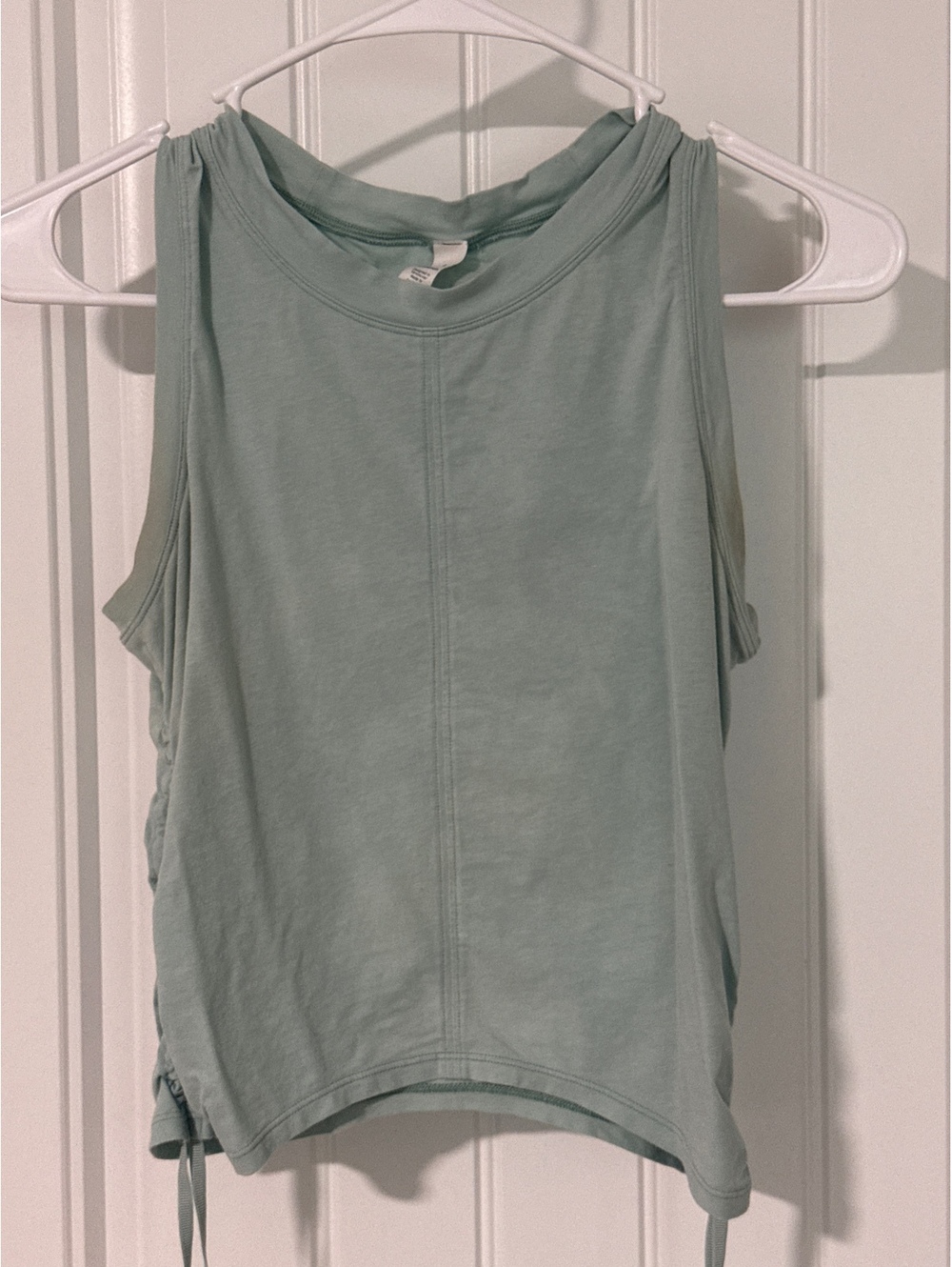 Lululemon Women's Sleeveless Athletic Tank Top Size 4